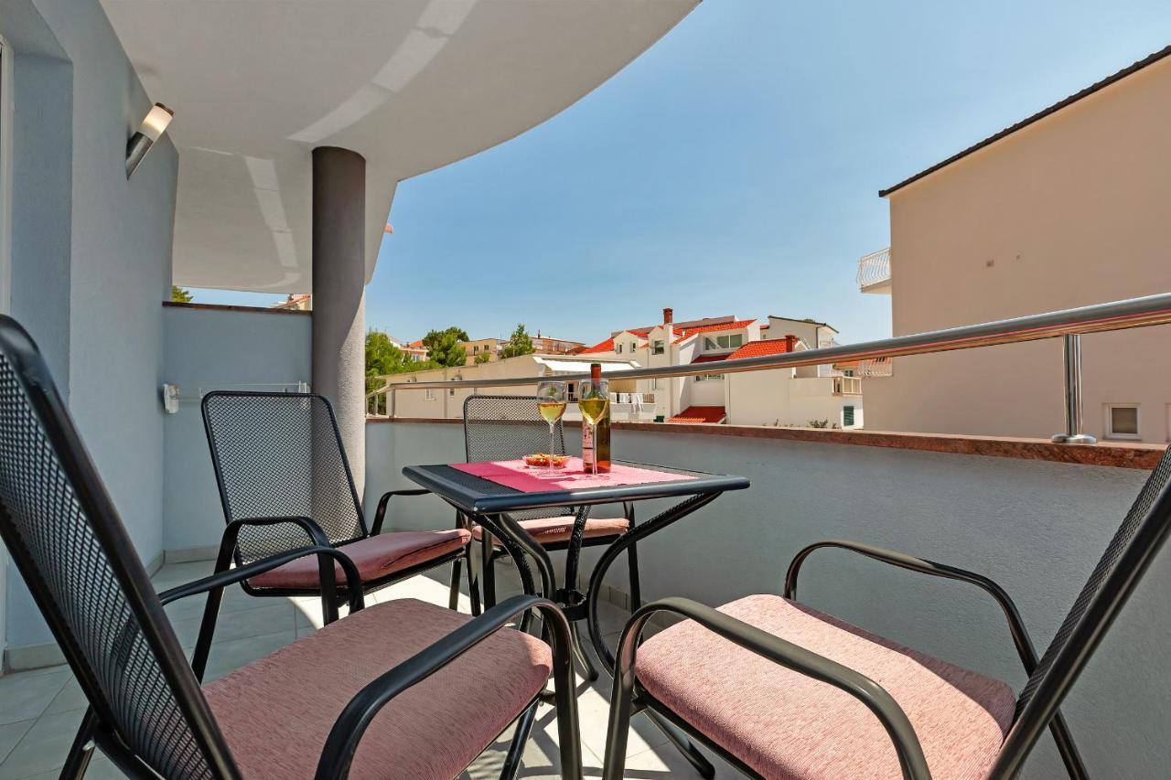 Villa Juric 2 Baška Voda Exterior foto
