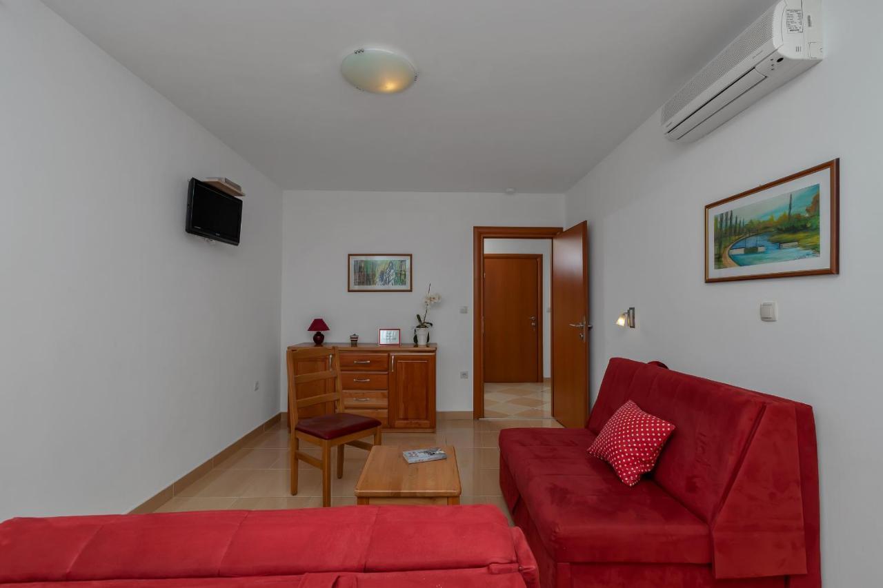 Villa Juric 2 Baška Voda Exterior foto
