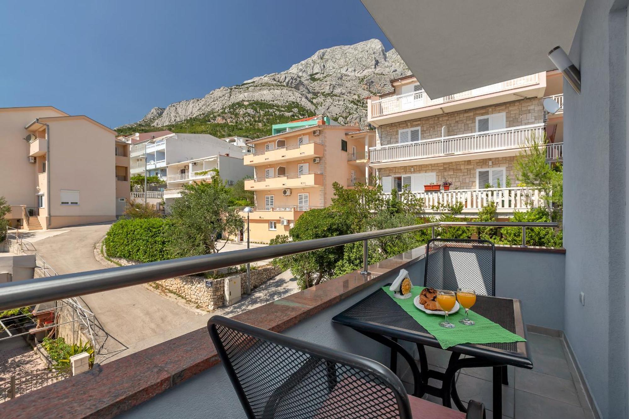 Villa Juric 2 Baška Voda Exterior foto
